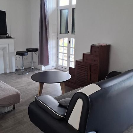 Appartement Au Coeur Du Centre De Бордо Екстериор снимка